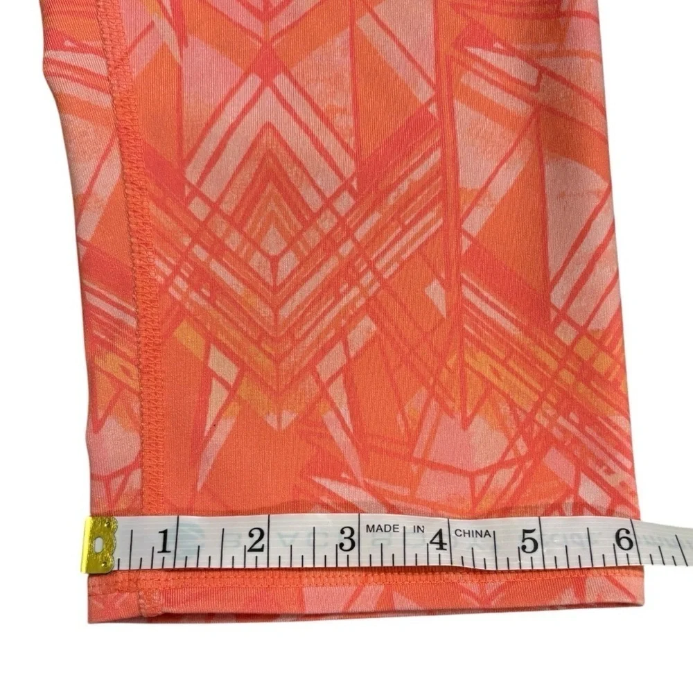 ALO YOGA Orange & Pink Capri Leggings Cropped Printed Coral Woman’s Sz M
